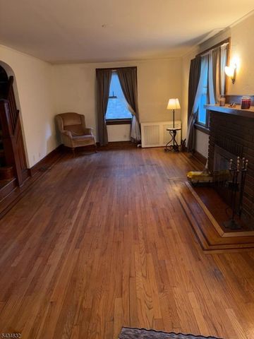 12 Ferncliff Rd, Bloomfield Twp., NJ 07003