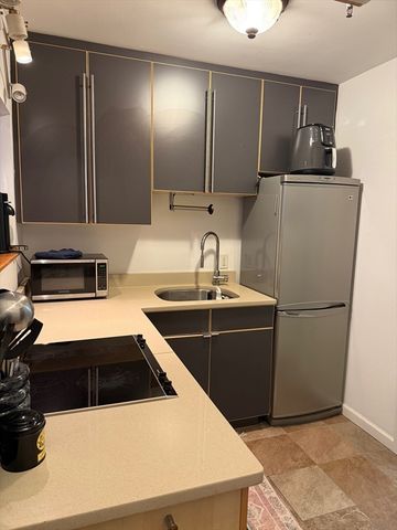 167 Beacon Street 8, Boston, MA 02116