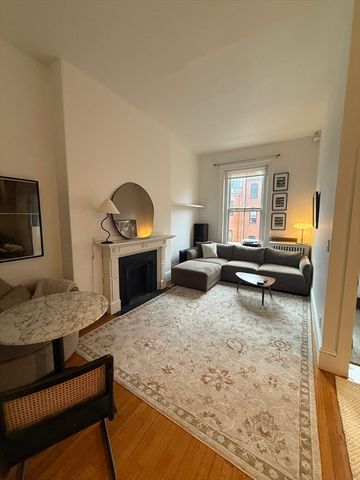 167 Beacon Street 8, Boston, MA 02116