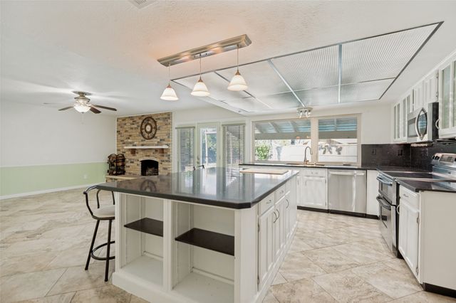 2200 Marble Falls Drive, Carrollton, TX 75007