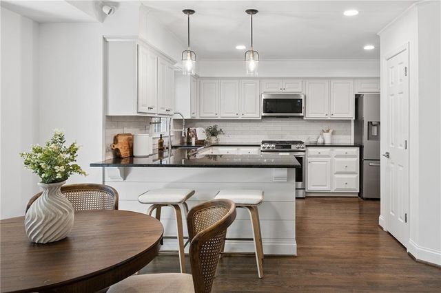 1175 Chalfont Walk NE, Atlanta, GA 30319
