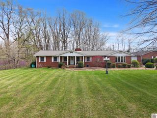 97 KY 810 South, Kuttawa, KY 42055