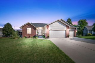 2541 E Ventnor Ct, Park City, KS 67219