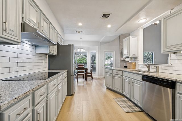 8823 Shade Tree, San Antonio, TX 78254