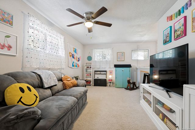 8823 Shade Tree, San Antonio, TX 78254