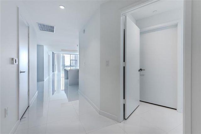 851 NE 1st Ave 1912, Miami, FL 33132