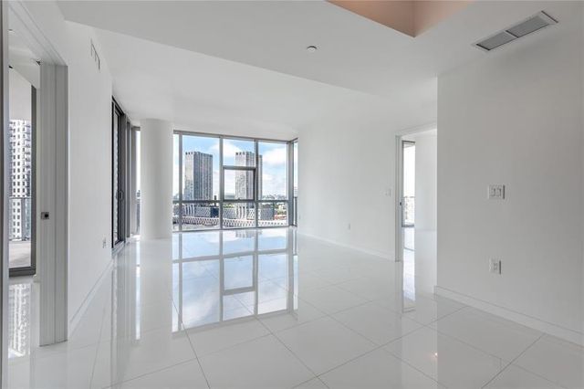 851 NE 1st Ave 1912, Miami, FL 33132