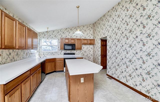 1806 Sapling Drive, O'fallon, MO 63366