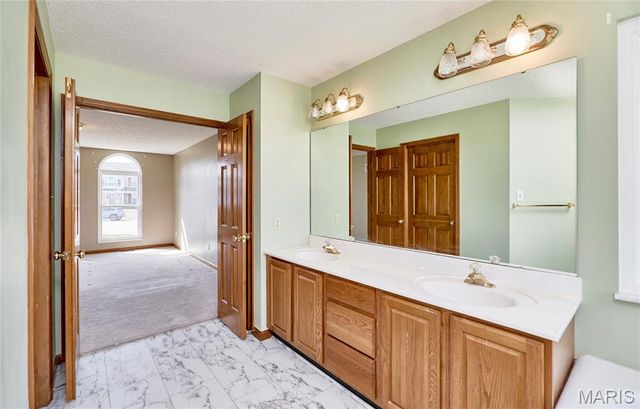 1806 Sapling Drive, O'fallon, MO 63366