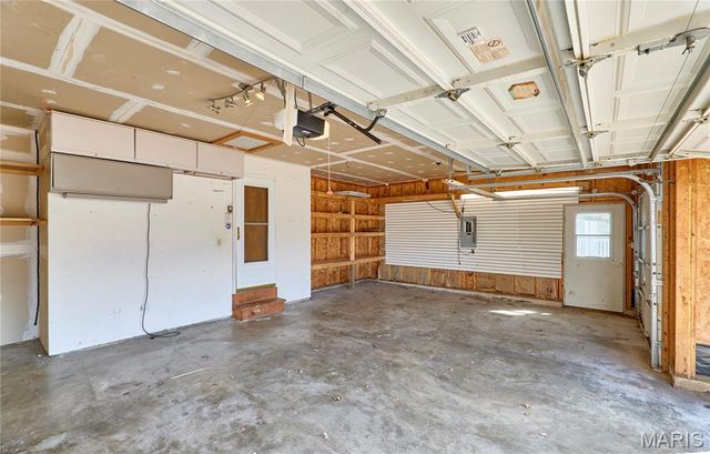 1806 Sapling Drive, O'fallon, MO 63366