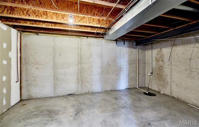 1806 Sapling Drive, O'fallon, MO 63366