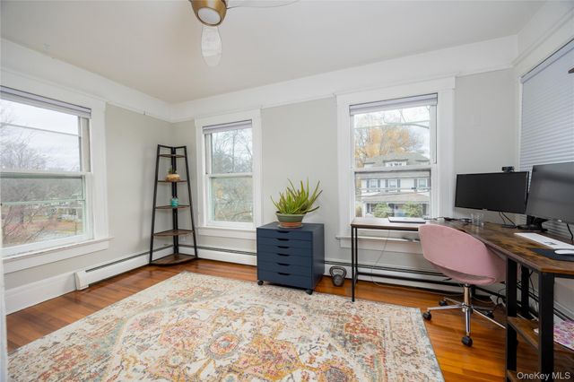 11 Oakland Court, Warwick, NY 10990