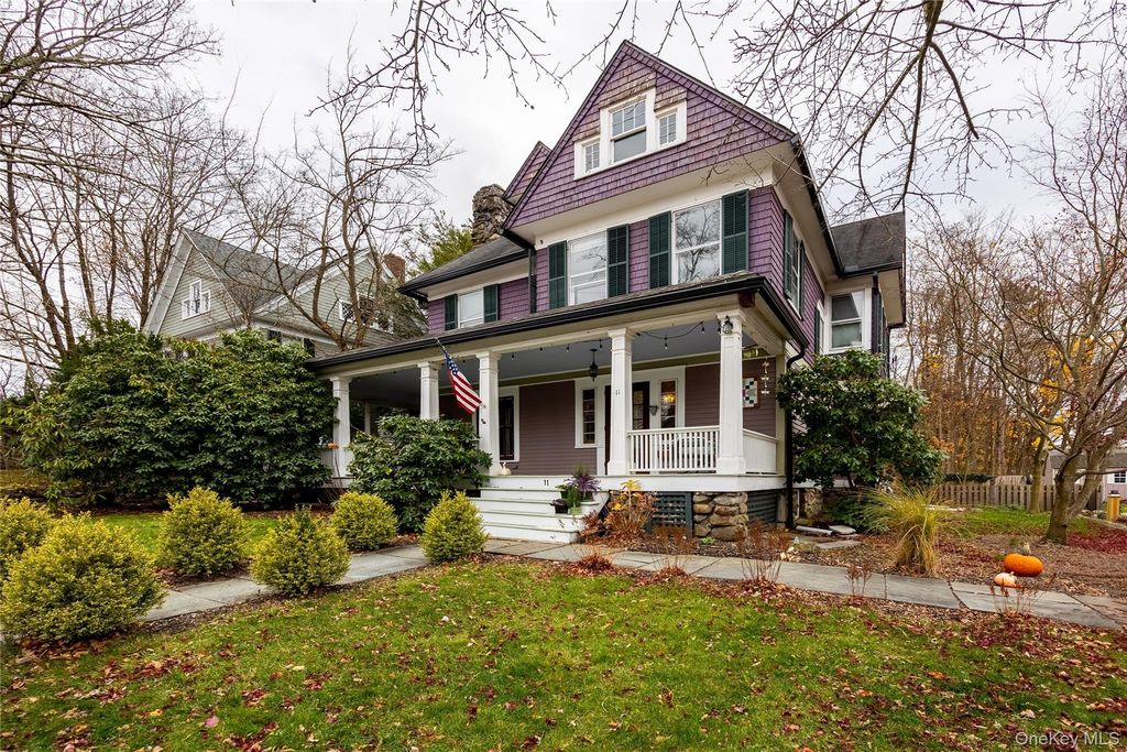 11 Oakland Court, Warwick, NY 10990