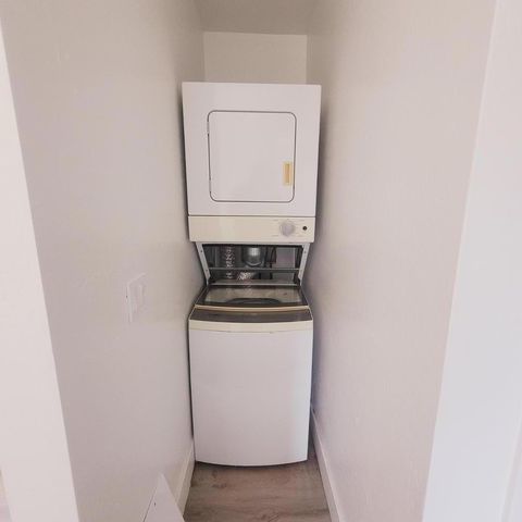 7263 W College Drive, Phoenix, AZ 85033