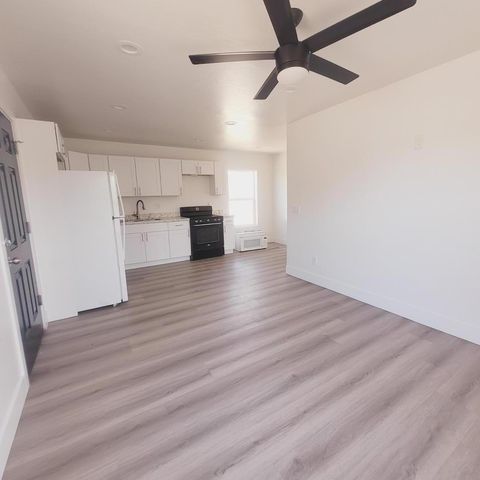 7263 W College Drive, Phoenix, AZ 85033