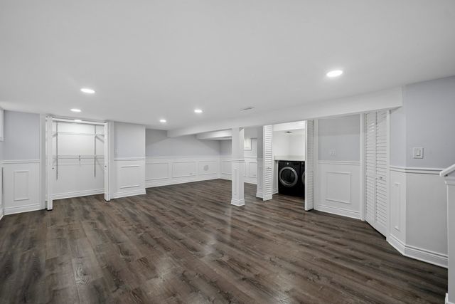 5601 S Sayre Avenue, Chicago, IL 60638