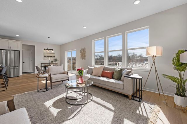 13430 Cadogan Way, Rosemount, MN 55068