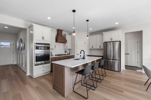 13430 Cadogan Way, Rosemount, MN 55068