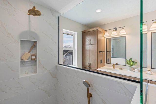 13430 Cadogan Way, Rosemount, MN 55068