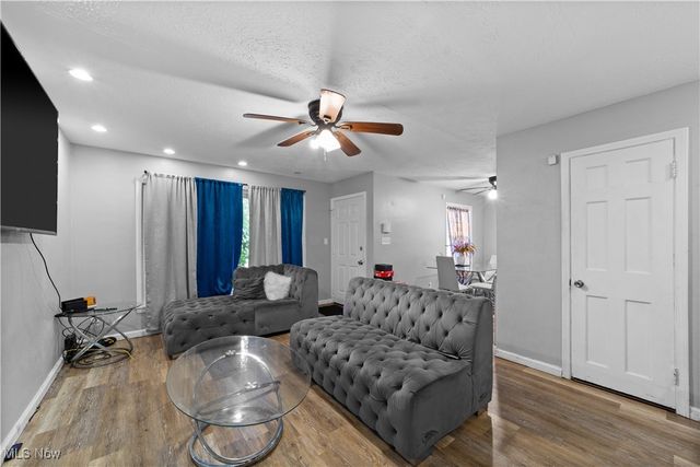 2536 Greenvale Road, Cleveland, OH 44121