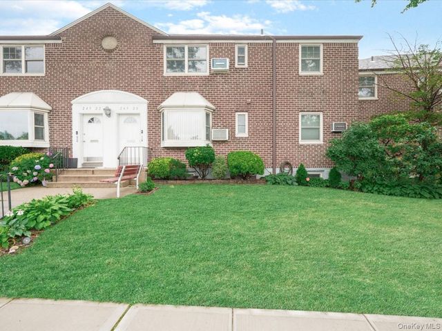 249-20 57TH Avenue 262, Little Neck, NY 11362