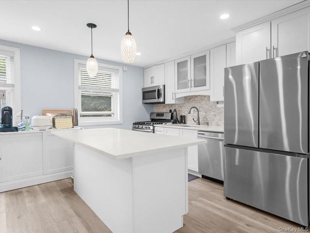 249-20 57TH Avenue 262, Little Neck, NY 11362