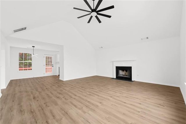280 Baywood Xing, Hiram, GA 30141