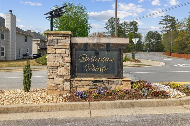280 Baywood Xing, Hiram, GA 30141