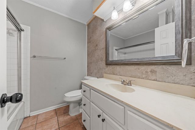 309 N Orchard Drive, Rosebud, TX 76570