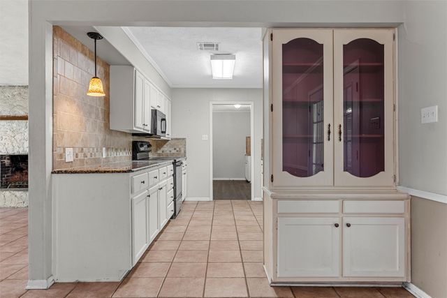 309 N Orchard Drive, Rosebud, TX 76570