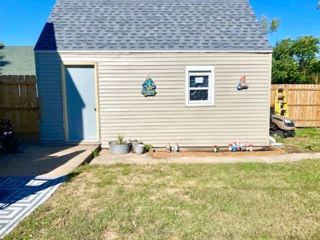 1103 8th Avenue, Rock Falls, IL 61071