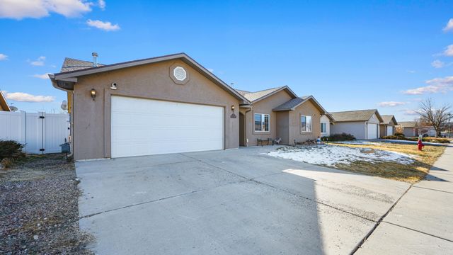 3019 Oakwood Drive, Grand Junction, CO 81504