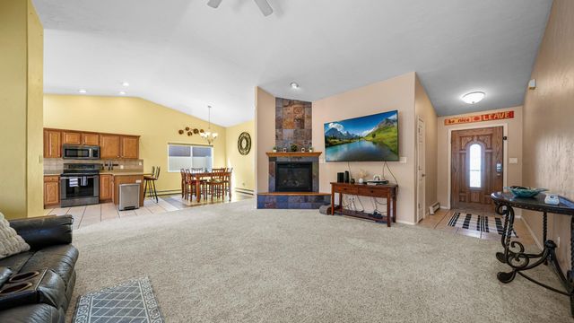 3019 Oakwood Drive, Grand Junction, CO 81504