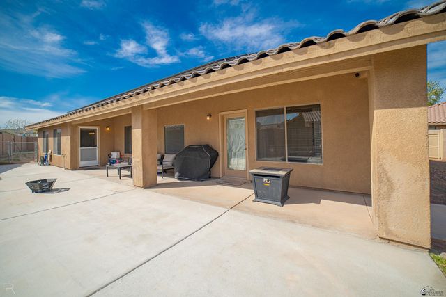 6163 E 47 St, Yuma, AZ 85365