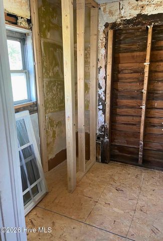 331 W Grubb Street, Hertford, NC 27944