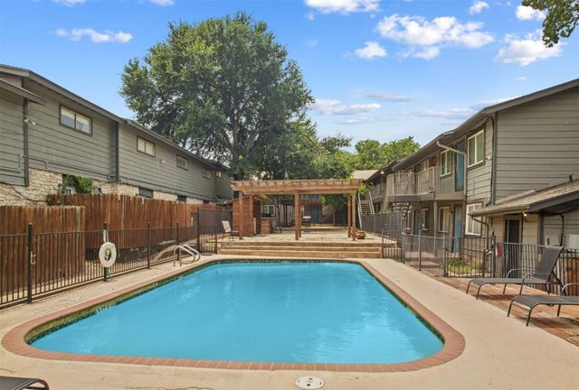 1302 Parker Lane LN 111, Austin, TX 78741