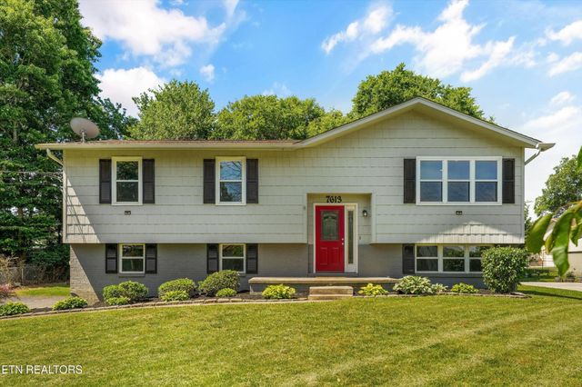 7613 Fall Wind Court, Powell, TN 37849