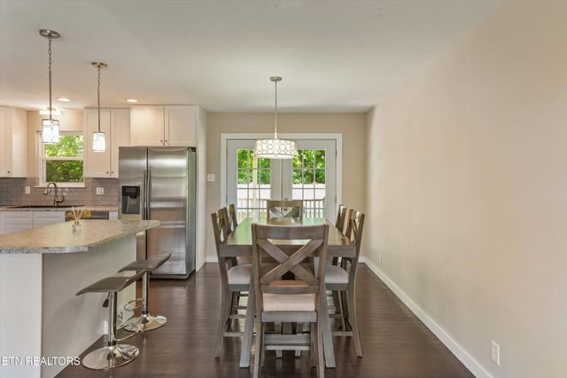 7613 Fall Wind Court, Powell, TN 37849