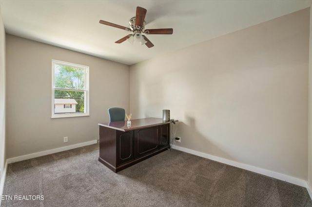 7613 Fall Wind Court, Powell, TN 37849