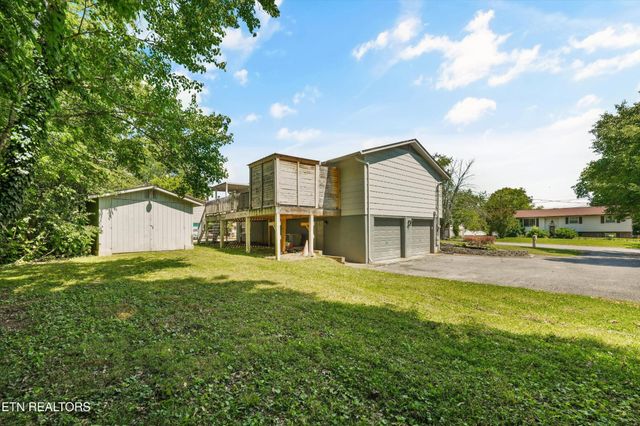 7613 Fall Wind Court, Powell, TN 37849