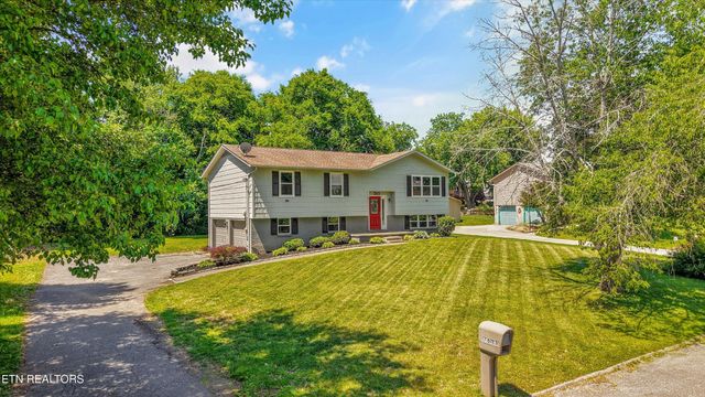 7613 Fall Wind Court, Powell, TN 37849