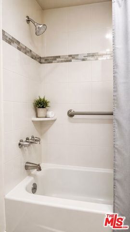20617 Archwood Street, Winnetka (los Angeles), CA 91306