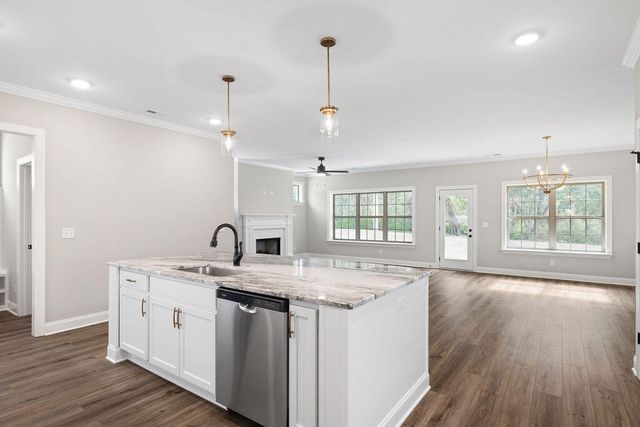 8942 Knolling Loop 30, Ooltewah, TN 37363