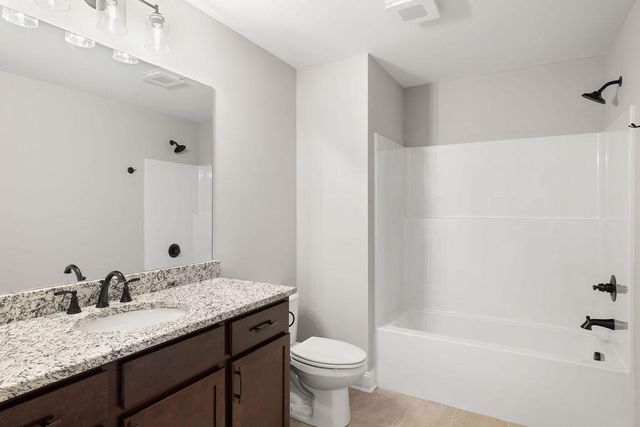 8942 Knolling Loop 30, Ooltewah, TN 37363