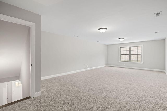 8942 Knolling Loop 30, Ooltewah, TN 37363