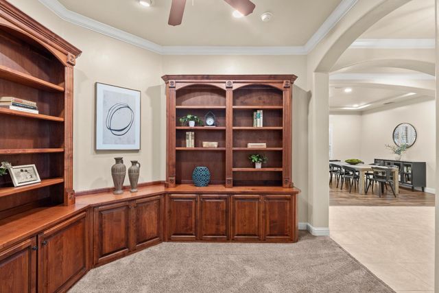 3900 Stoneleigh Ct, Roseville, CA 95747