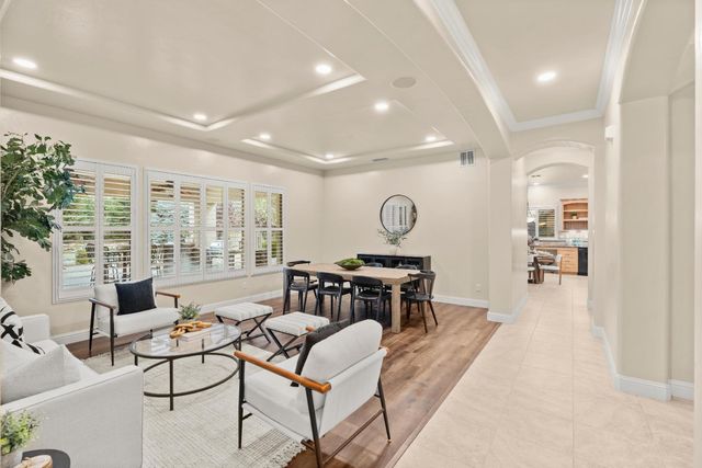 3900 Stoneleigh Ct, Roseville, CA 95747