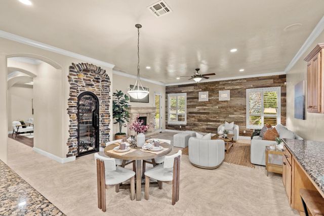 3900 Stoneleigh Ct, Roseville, CA 95747