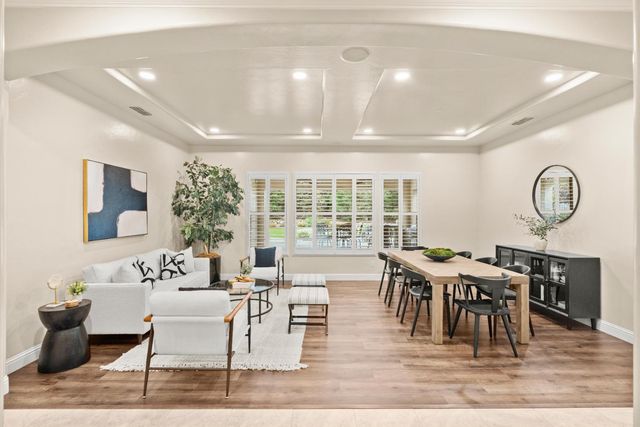 3900 Stoneleigh Ct, Roseville, CA 95747