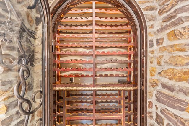 3900 Stoneleigh Ct, Roseville, CA 95747